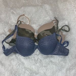 3 VS Pink Lightly Lined TShirt Bras